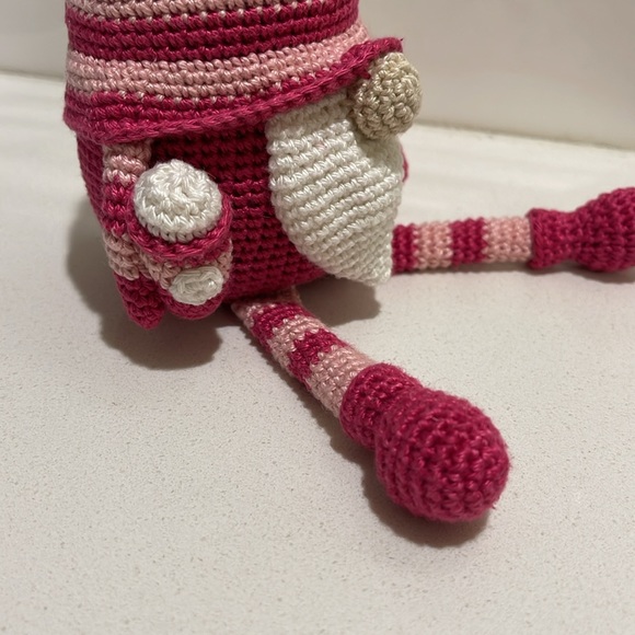 Handcrafted Pink Valentine Valentines Barbie Coffee Gnome Decor Amigurui Crochet - Picture 11 of 11